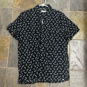 Sovereign Code Short Sleeve Button Down Shirt Size XL
